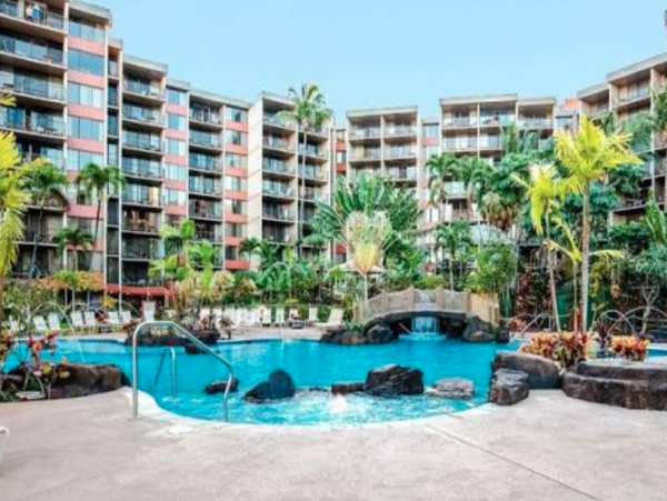 Luxury Oceanfront Condo on Kaanapali Beach - Perfect Hawaiian Getaway